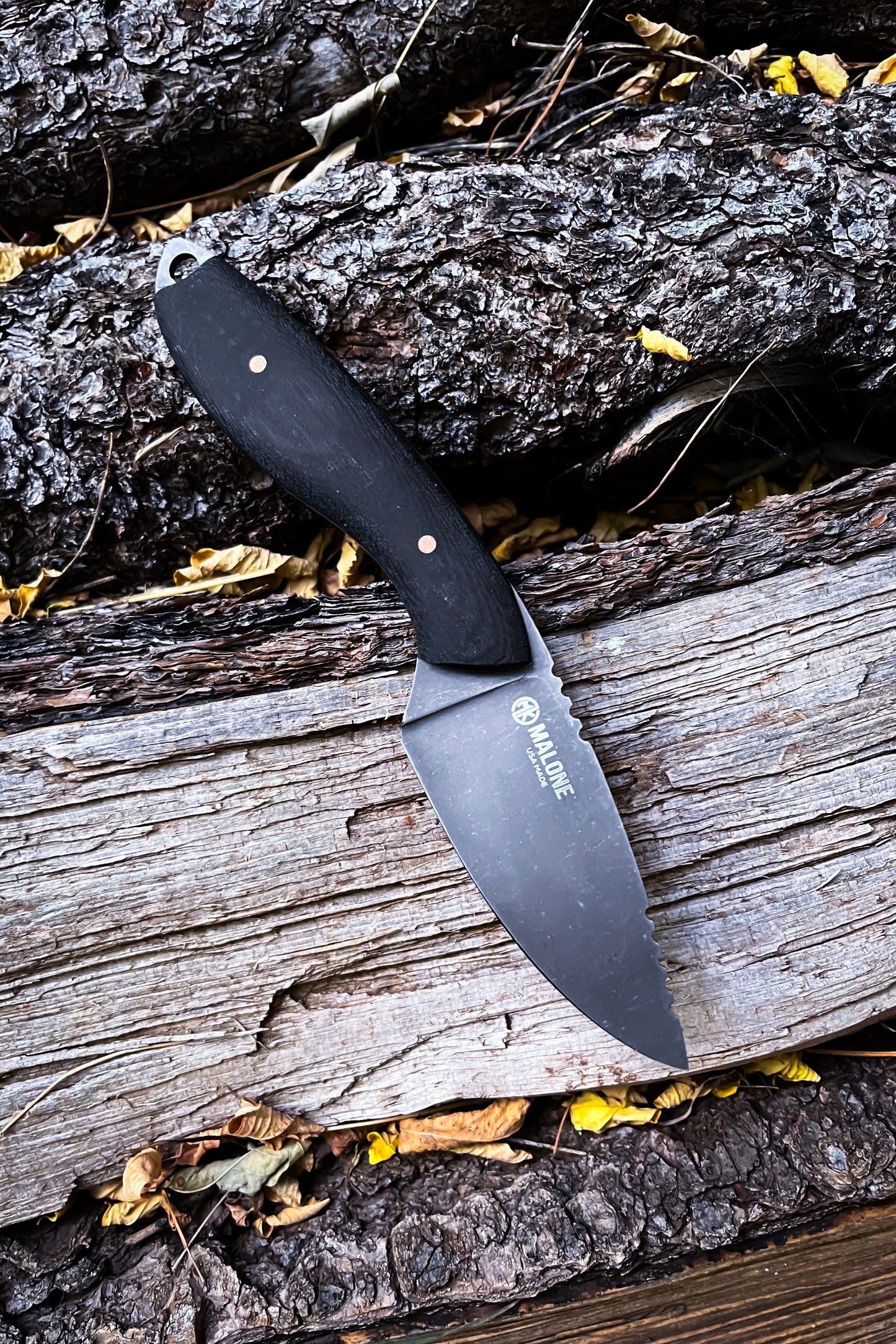 
                  
                    Skinning Knife (Black Micarta)
                  
                