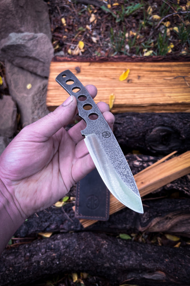 
                  
                    . Atlas Fixed Blade Pocket Knife
                  
                
